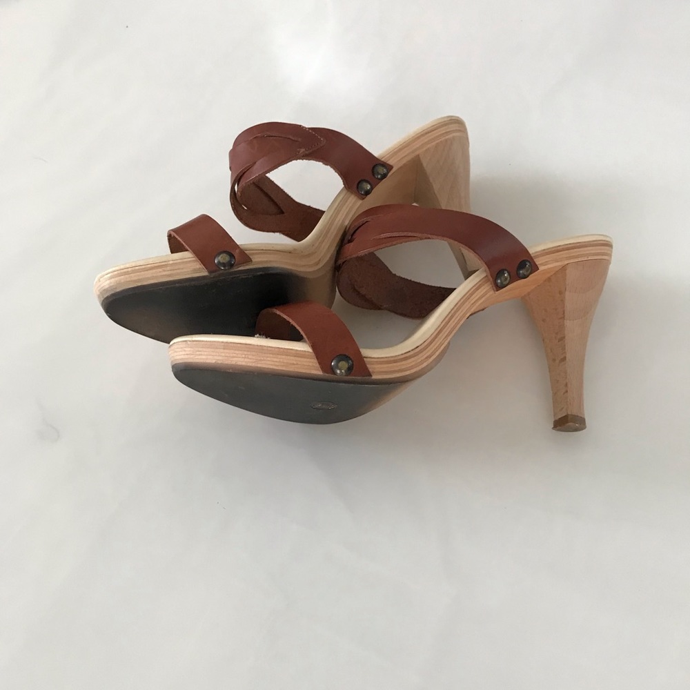 Shoes - Picture 7 of 7